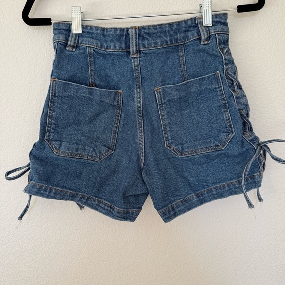H&M Denim Shorts With Lacing Size 4 - Picture 8 of 10